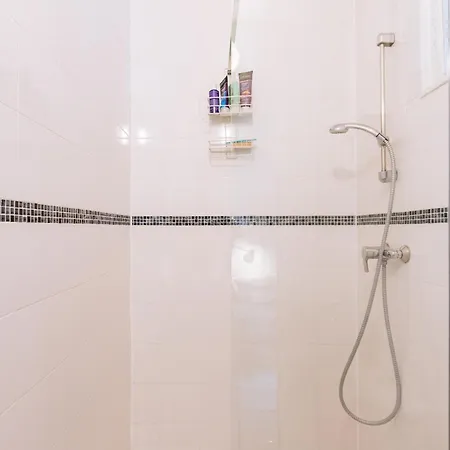 Fogadó Vibrant & Tranquil 1bd Folie-mericourt Párizs